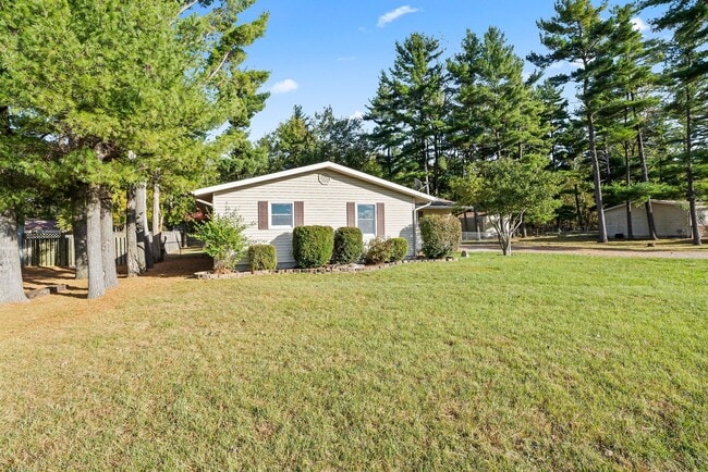 Building Photo - Remodeled 3-Bedroom, 1-Bathroom Home with Garage & Fenced Yard – $1,800/Month