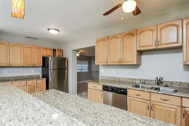 Building Photo - 3632 Stokes Dr