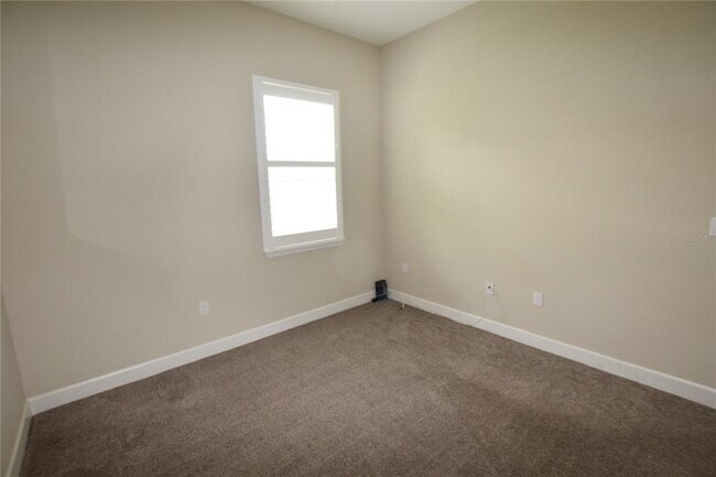 Building Photo - 132 Amanthus Ct