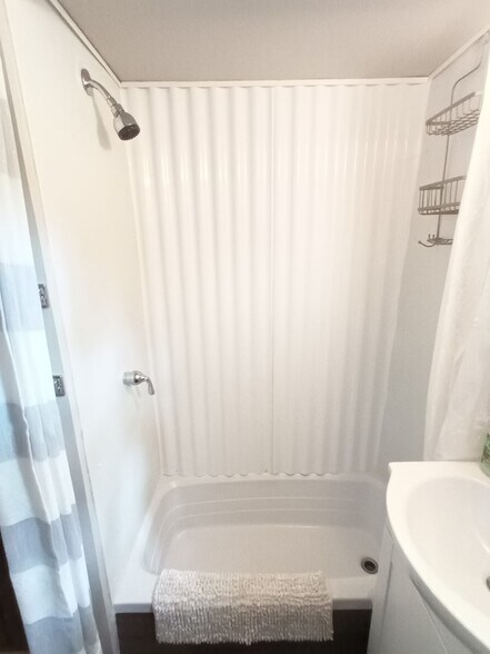 shower - 214 Page Hill Rd