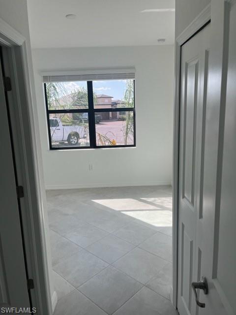 Building Photo - 3350 Antilla Ct