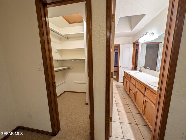 Building Photo - 11820 Pueblo Seguro Way
