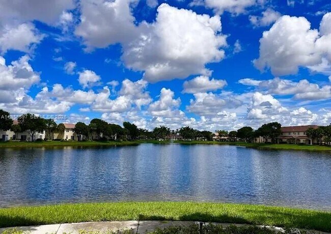 Building Photo - 2650 SW 84th Terrace