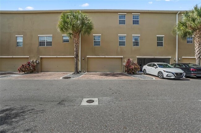 Building Photo - 717 N Rome Ave