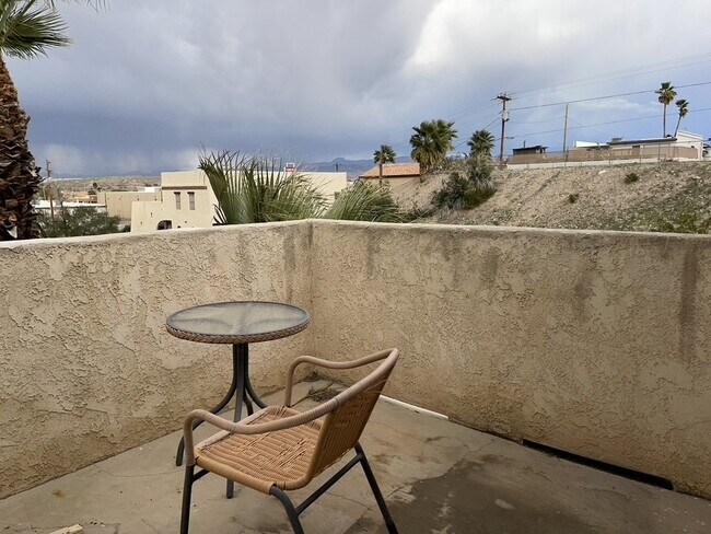 Building Photo - One bedroom one bath condo with garage, $1,050 rent