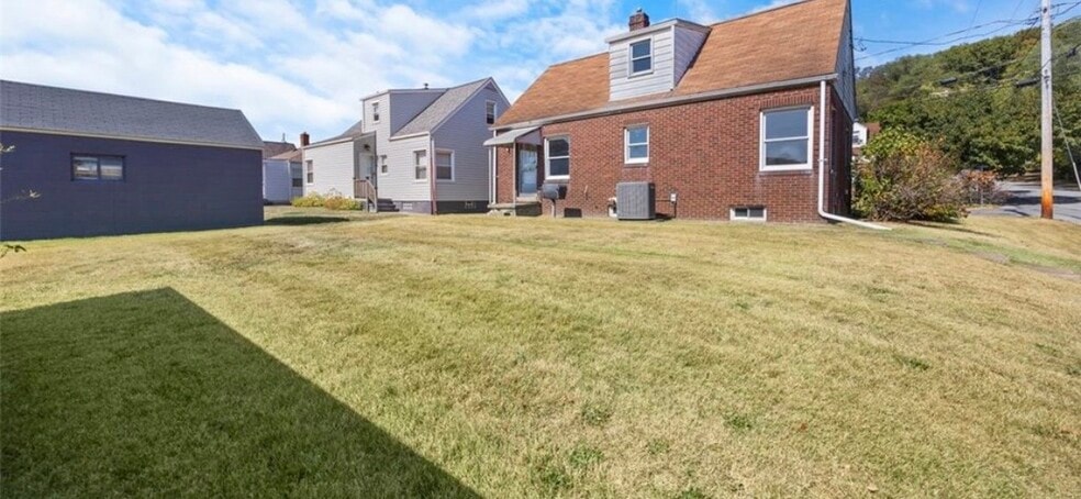Yard - 1284 Ohio Ave