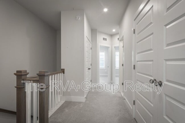 Building Photo - 9951 Albright Knot Wy
