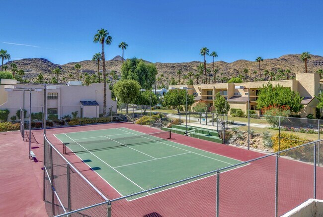 Tennis & Pickle Ball - 5300 E Waverly Dr