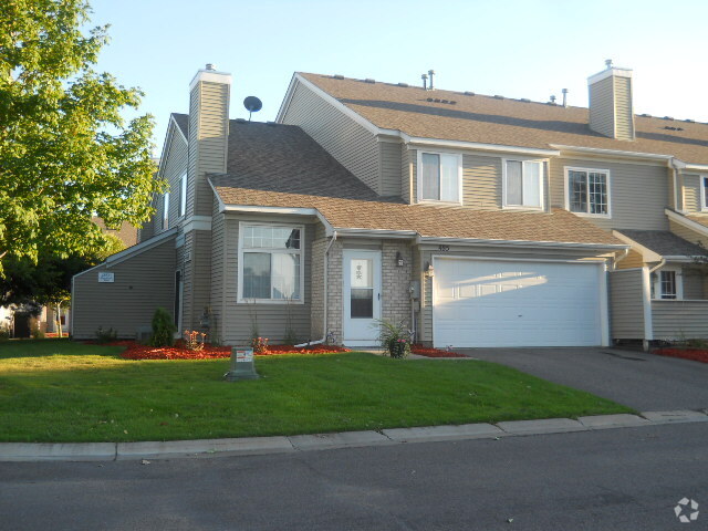 Building Photo - 485 Marshland Trl
