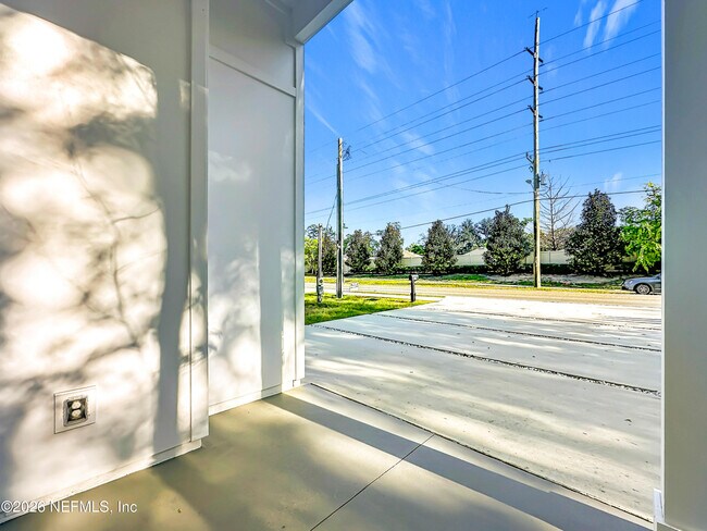 Building Photo - 8912 Hogan Rd