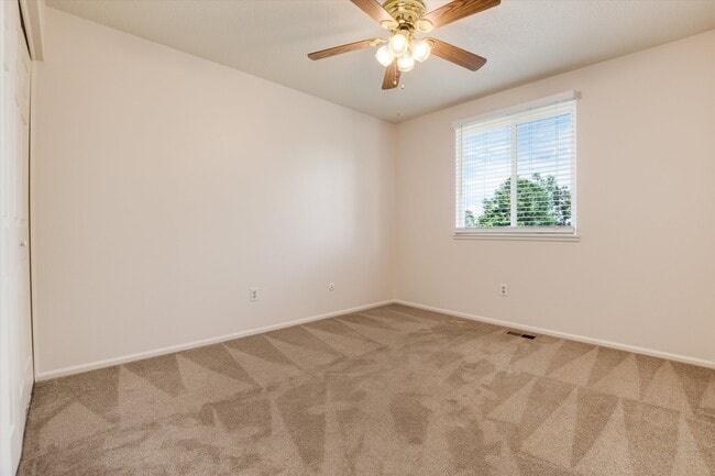 Building Photo - 2608 S Cimarron St