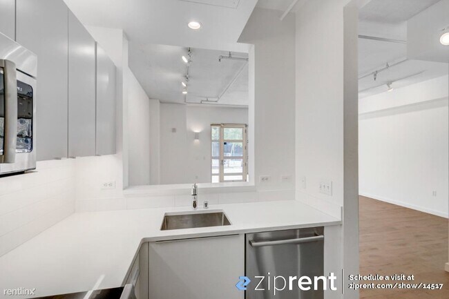 Building Photo - 1 br, 1 bath Condo - 301 Bryant Street, Sa...