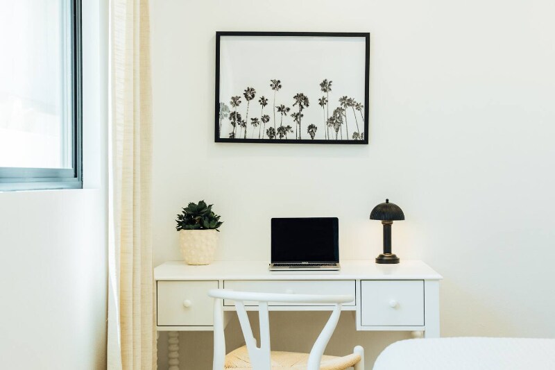 Building Photo - 4816 Refugio Ave