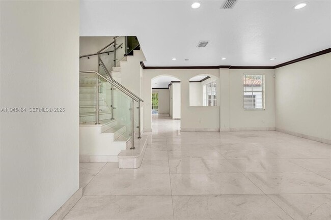 Building Photo - 1102 SW 149th Path