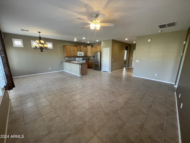 Building Photo - 42550 W Candyland Pl