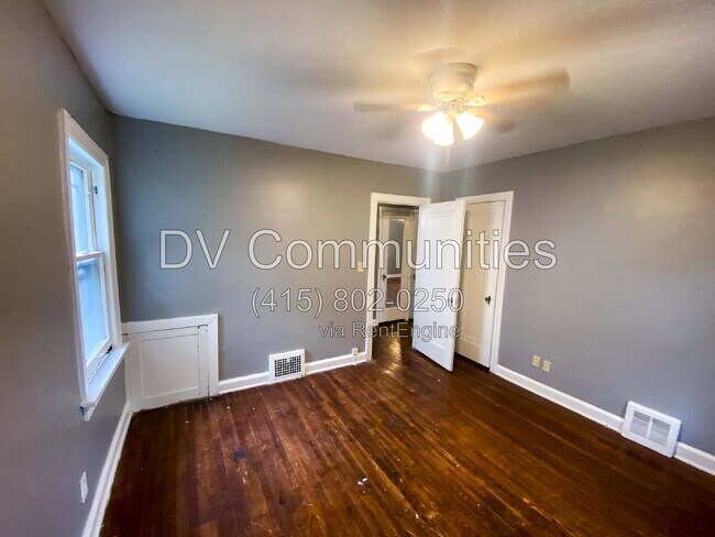 Building Photo - 1504 Sherbrook Rd