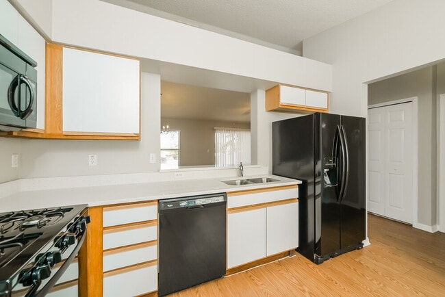 Building Photo - 11838 Foxglove Dr