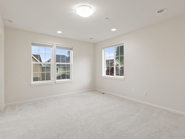 Building Photo - Spacious 4Bd Redmond Home