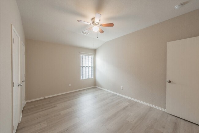 Building Photo - 629 Chalk Knoll Rd