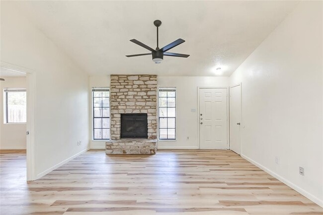 Building Photo - 14202 Sussman Ct