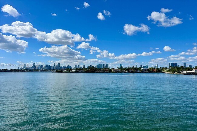 Building Photo - 5 Island Ave