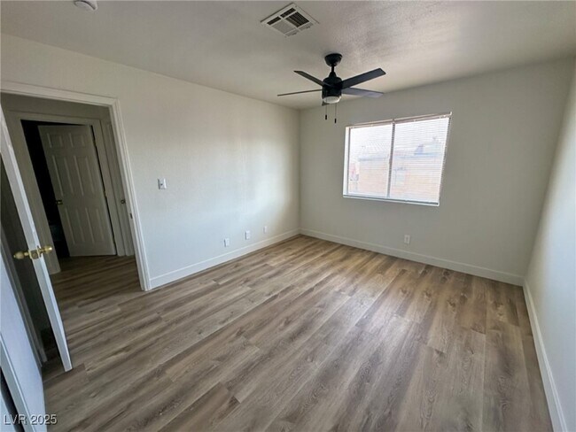 Building Photo - 6932 Kilgore Dr