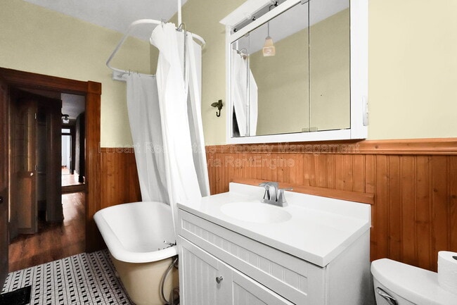 Building Photo - 69 E 1st Ave