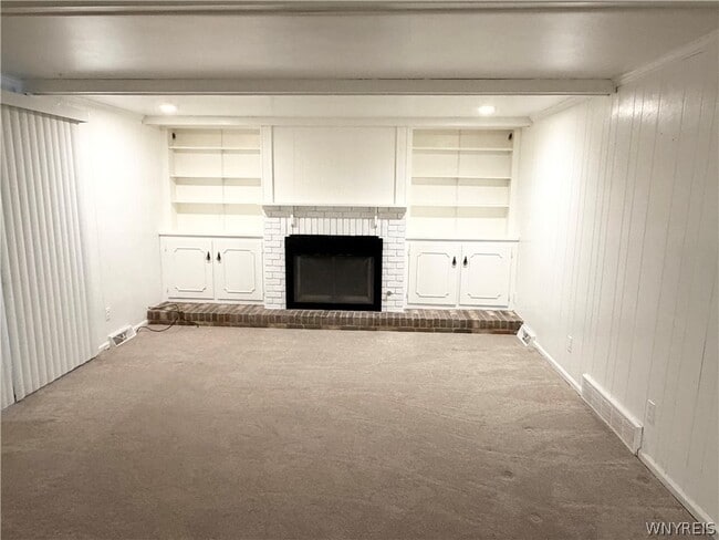 Building Photo - 263 Fruitwood Terrace