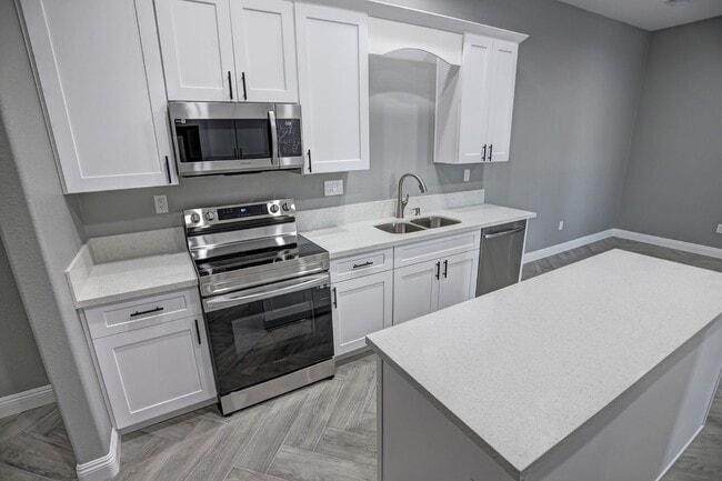 Building Photo - CALVADA VALLEY U3 - Galaxy Street