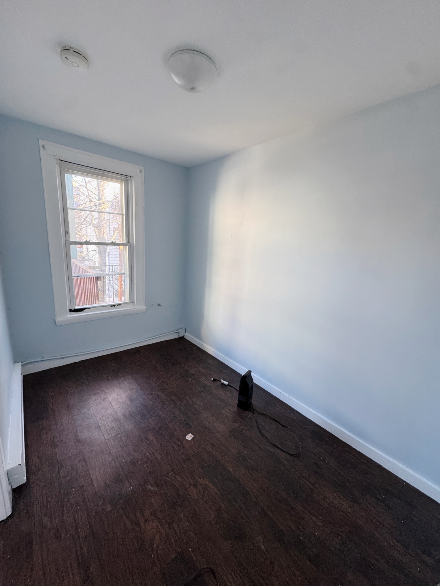 Building Photo - 128 Putnam St