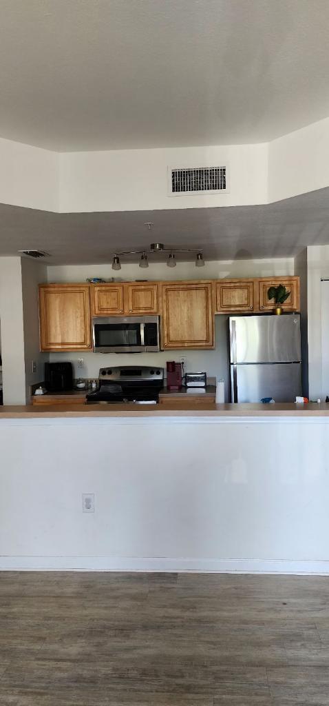 Building Photo - 420 S Villa San Marco Dr