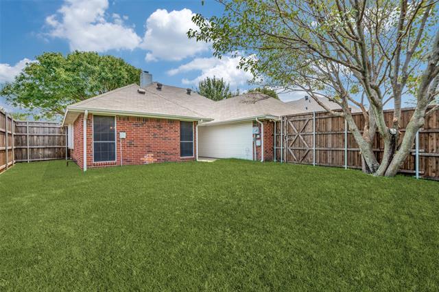 Building Photo - 8261 Durham Dr