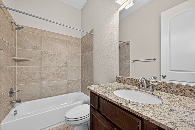 Building Photo - 28015 Castle Park Ln