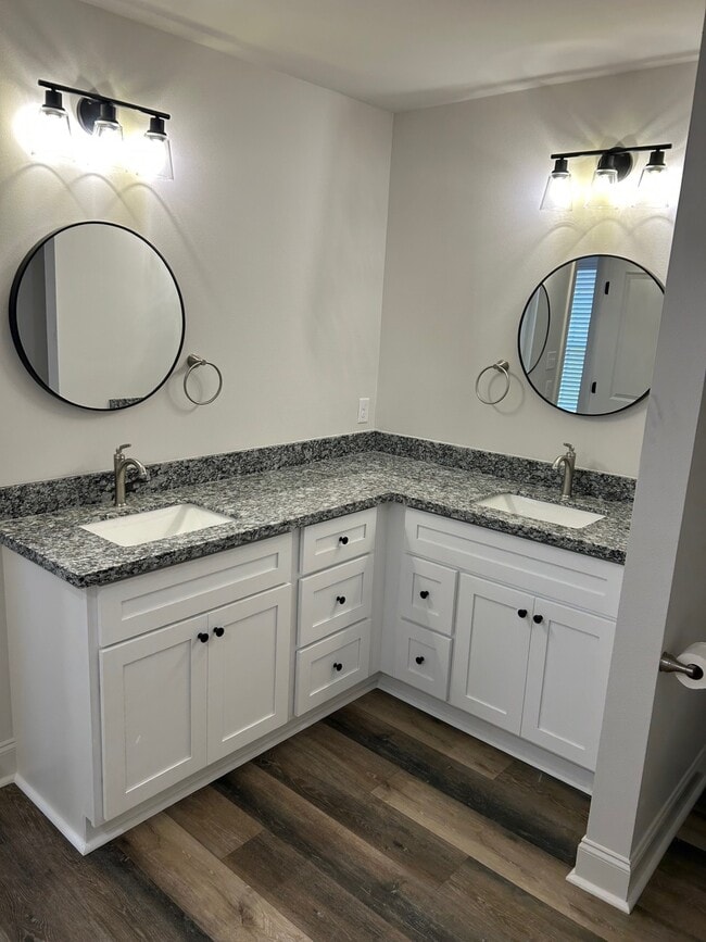 Building Photo - 70372 C St