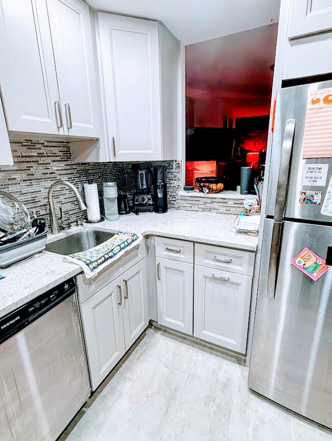 New Kitchen (4 of 5) - 87 Gainsborough St