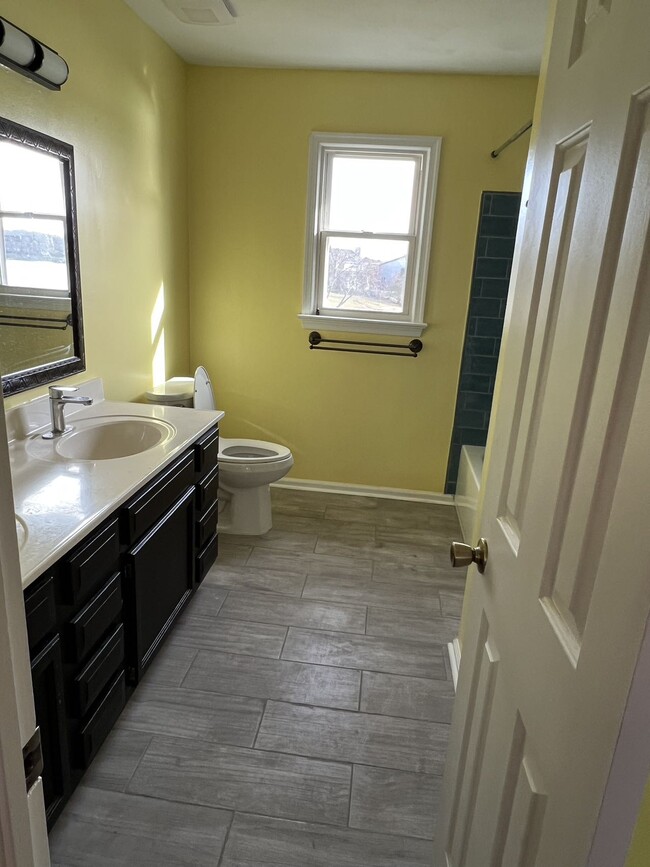Building Photo - 1529 Plantation Lakes Cir