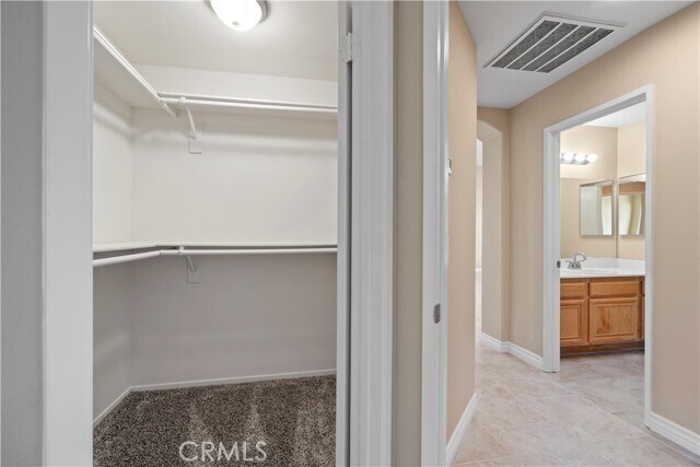 Building Photo - 6282 W Bardmoor Ave