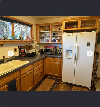 Building Photo - 48 Holly Hill Dr