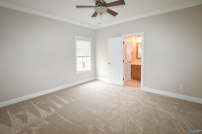 Building Photo - 103 Galt Ln