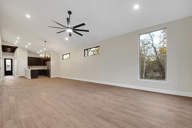 Building Photo - 336 Nene Ln