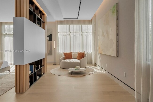 Building Photo - 12500 SW 64th Ave