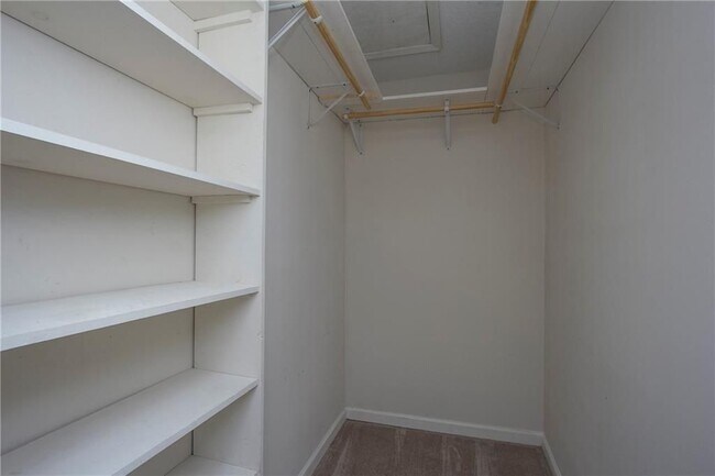 Building Photo - 230 Chaffin Ridge Trce