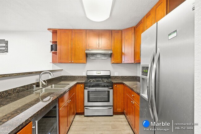 Building Photo - 3 br, 2 bath Condo - 17 Kiska Rd