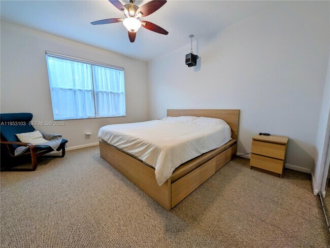 Building Photo - 3561 Forest Hill Blvd