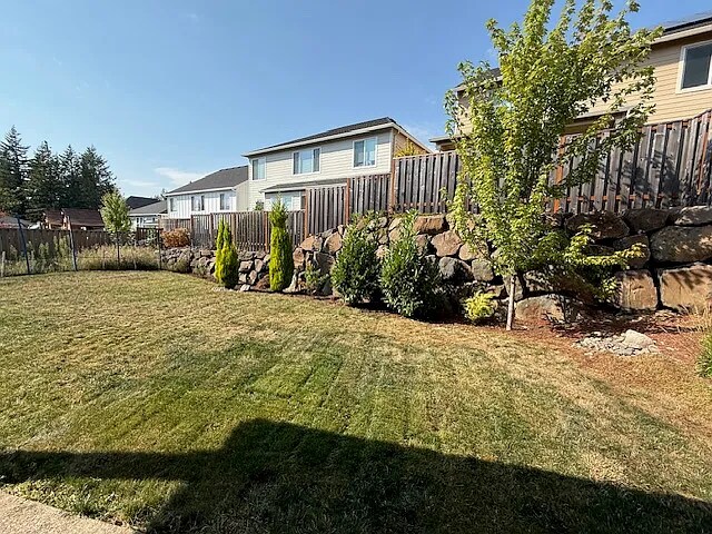 Building Photo - 12053 NW Weaver Ln