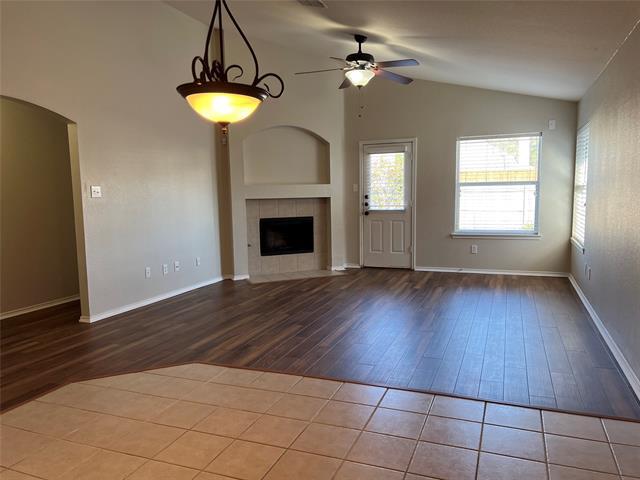 Building Photo - 1535 Sleepy Hollow Dr
