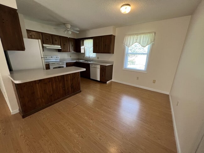 Building Photo - 156 Bumgarner Ln