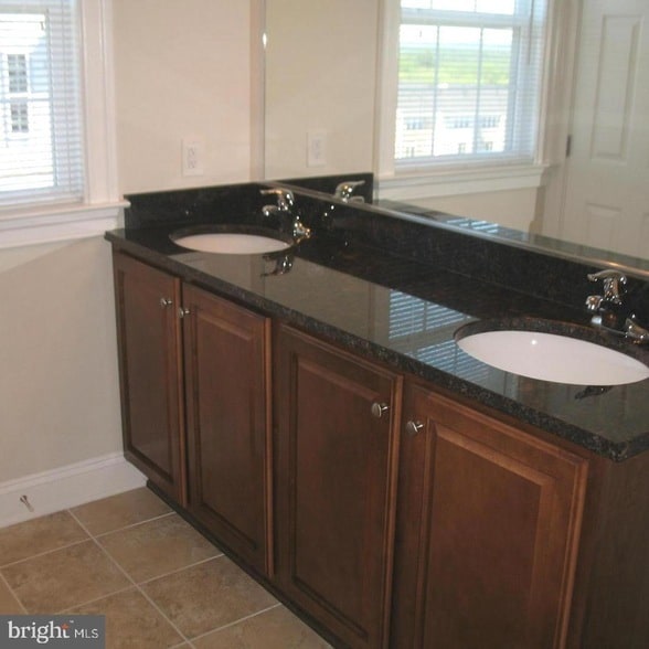 Building Photo - 42784 Lauder Terrace