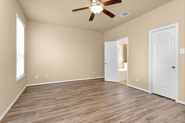 Building Photo - 24734 Colonial Maple Dr