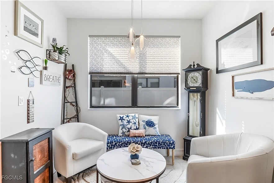 Breakfast corner - 15851 Portofino Springs Blvd